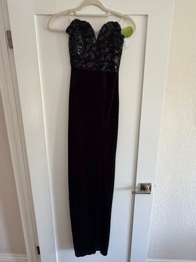 Windsor Black Strapless Gown